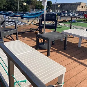 Houseboat Sardinia Apartment